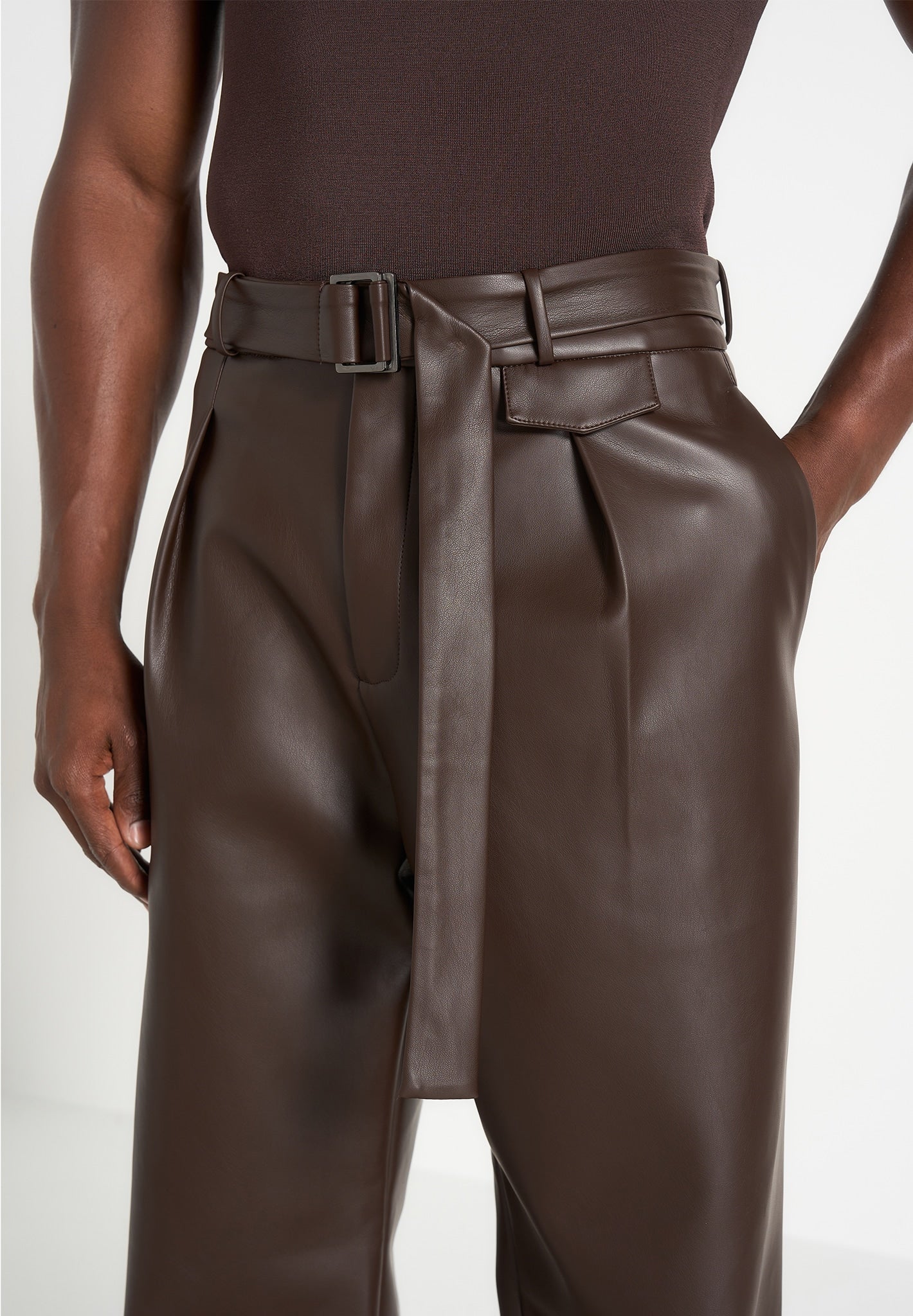 serge-relaxed-fit-leather-pleated-trousers-brown