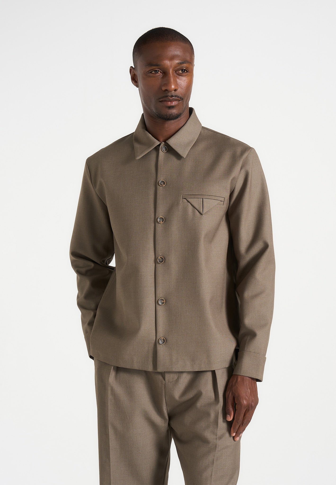 leo-hatched-tailored-long-sleeve-overshirt-khaki
