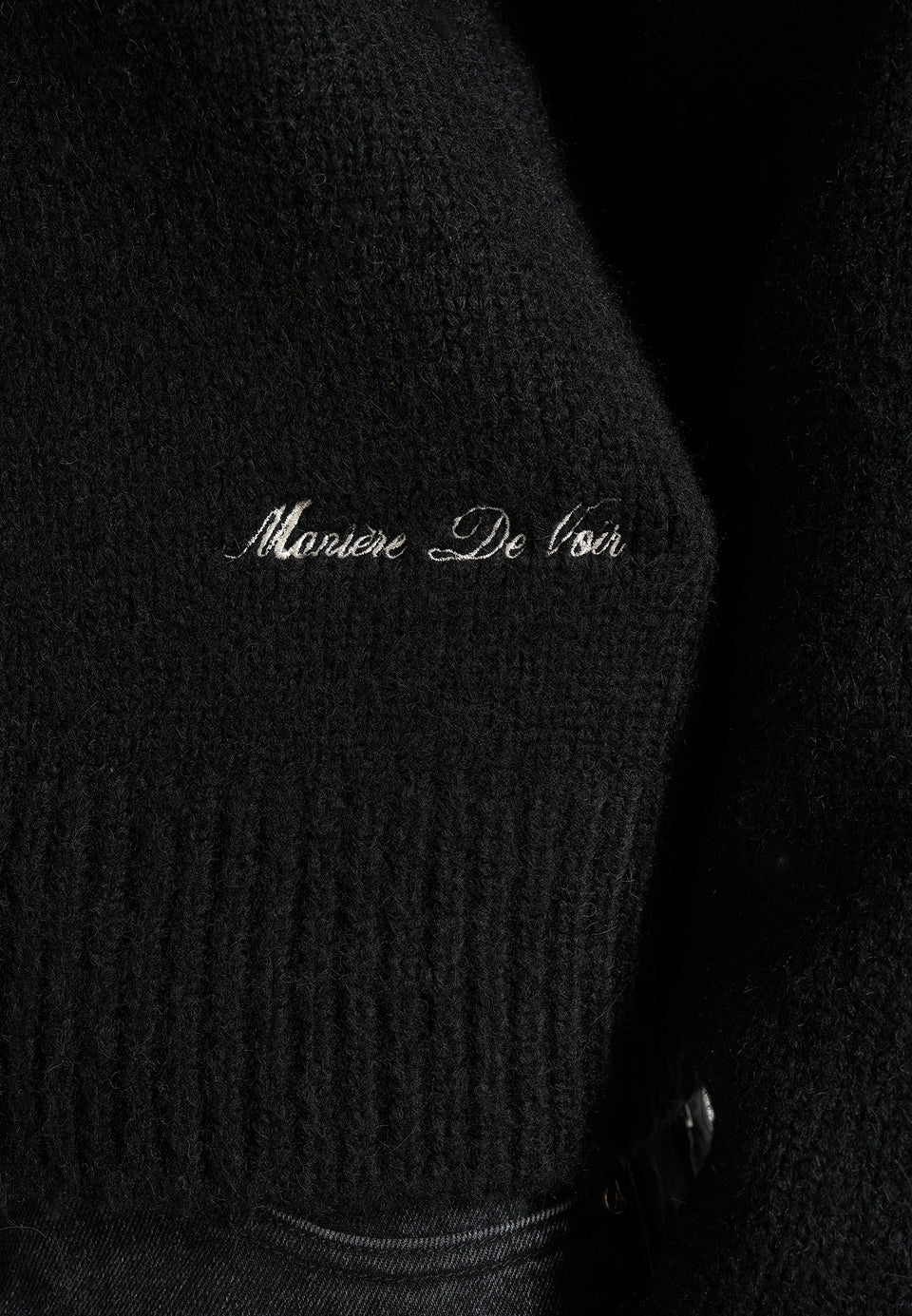 KW001 - Brushed Wool-Blend Knit Signature Sweater - Black