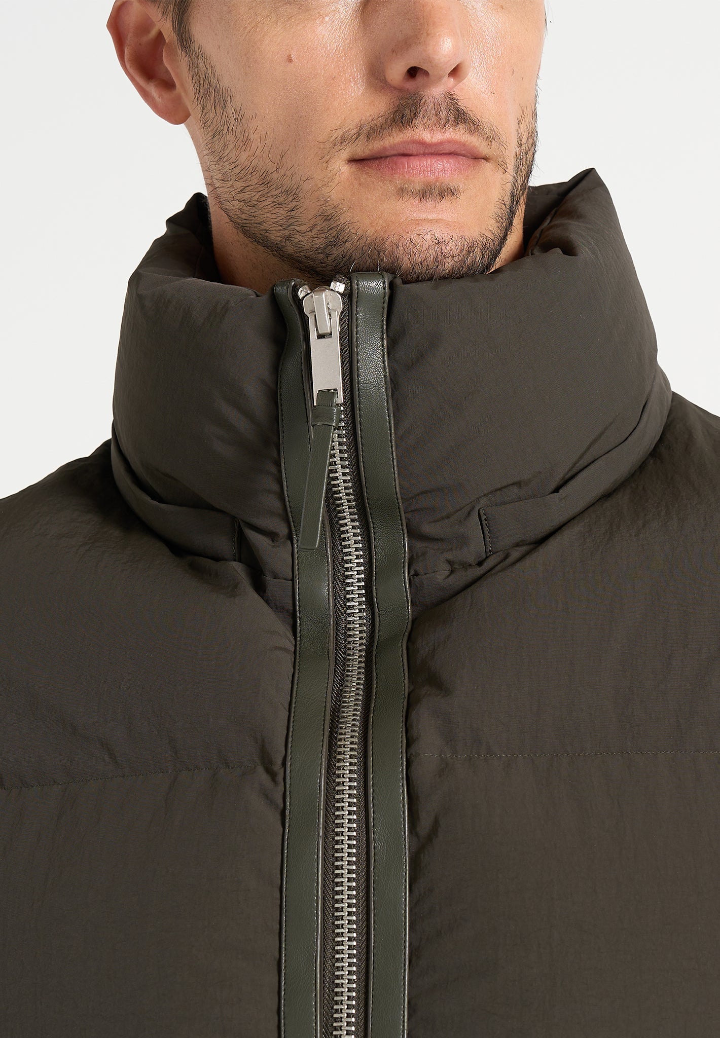 Eric - 2-in-1 Puffer/Gilet Jacket - Olive