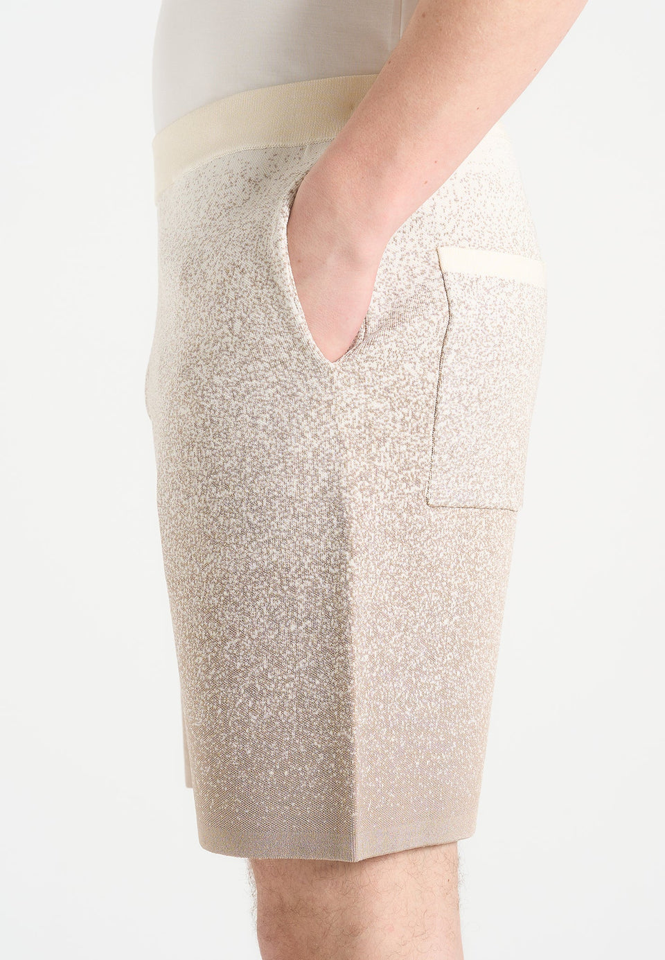 ombre-knit-shorts-beige-white
