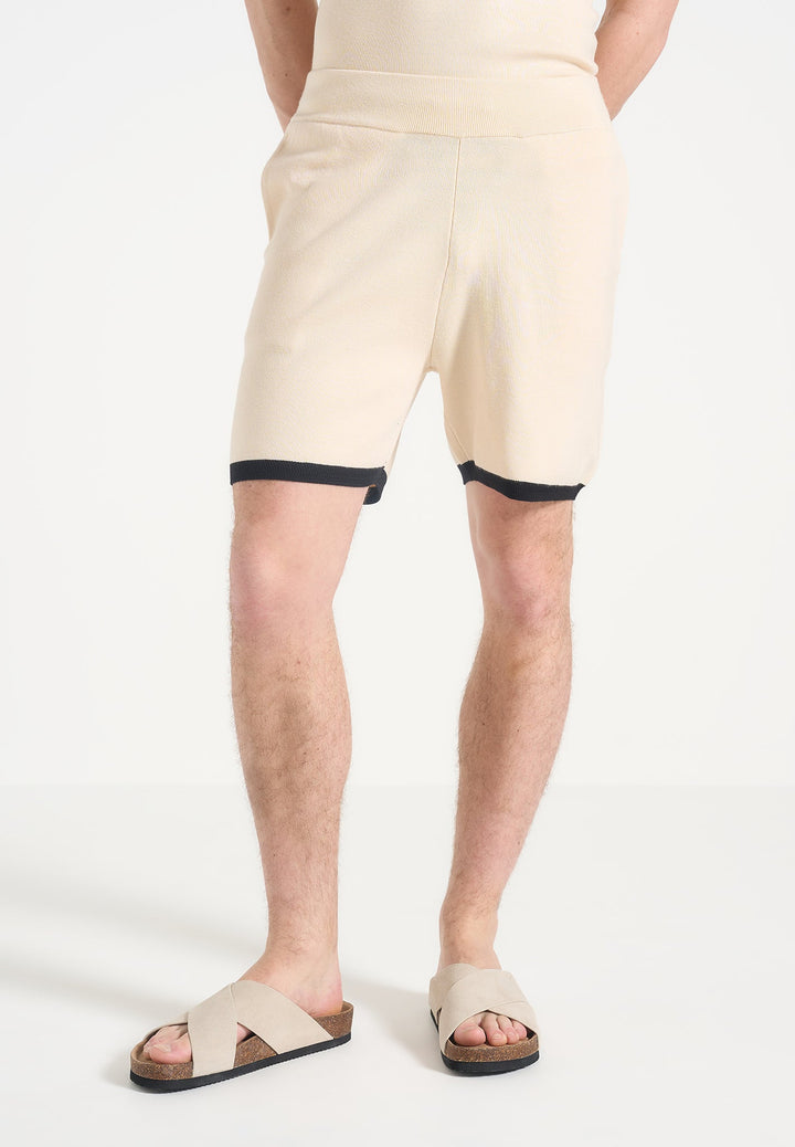 contrast-detail-knit-shorts-cream
