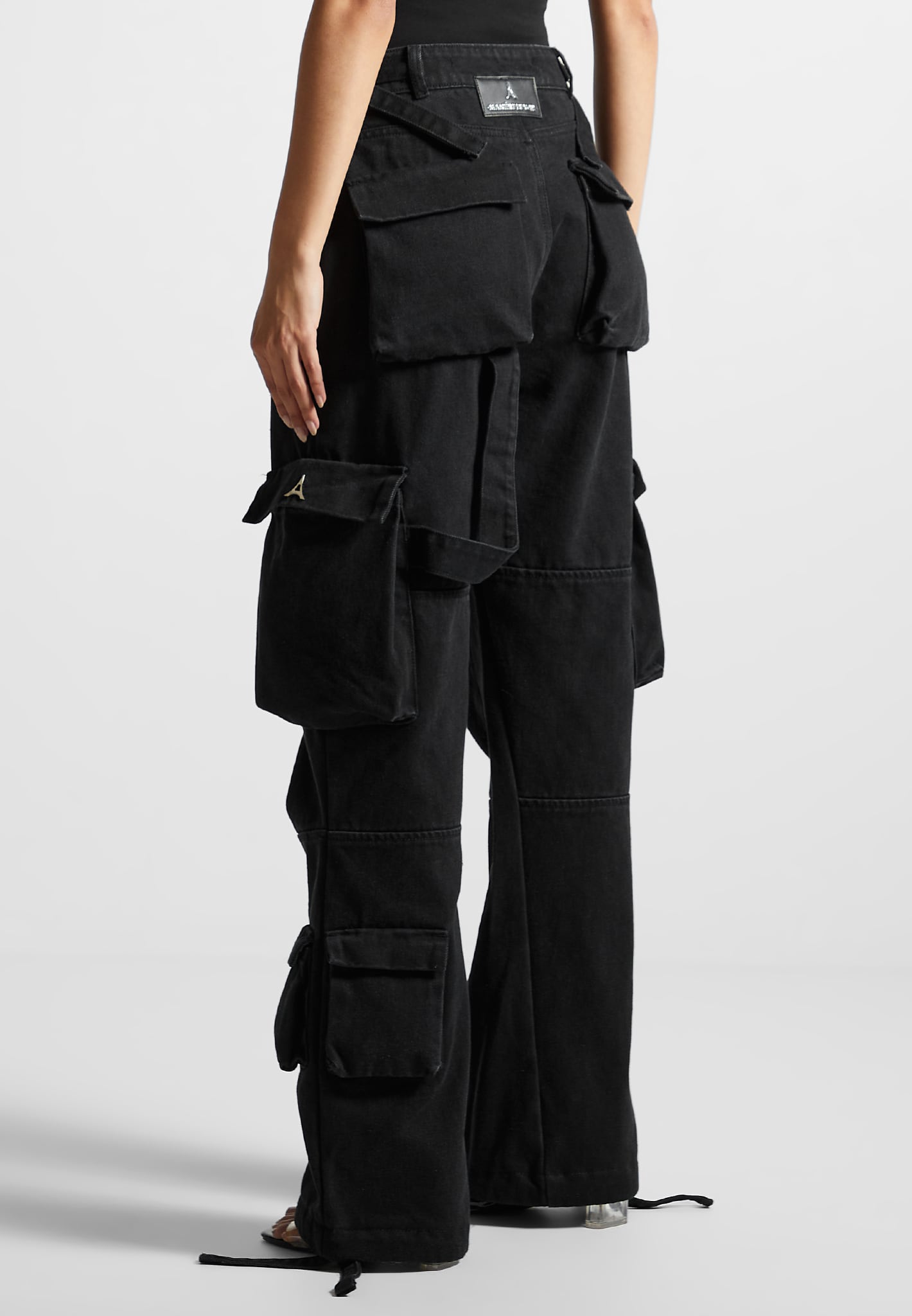 Black Leather Low Rise V-Cut Ruched Flare Cargo Pants - Black / S