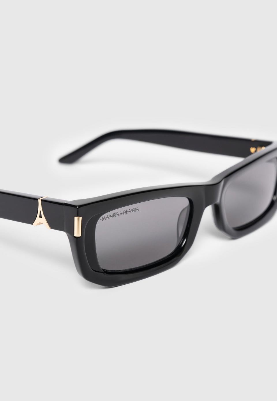 milan-curved-frame-sunglasses-black