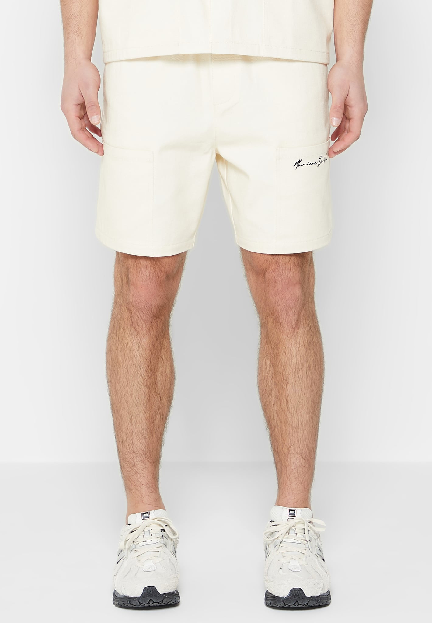 signature-twill-shorts-cream