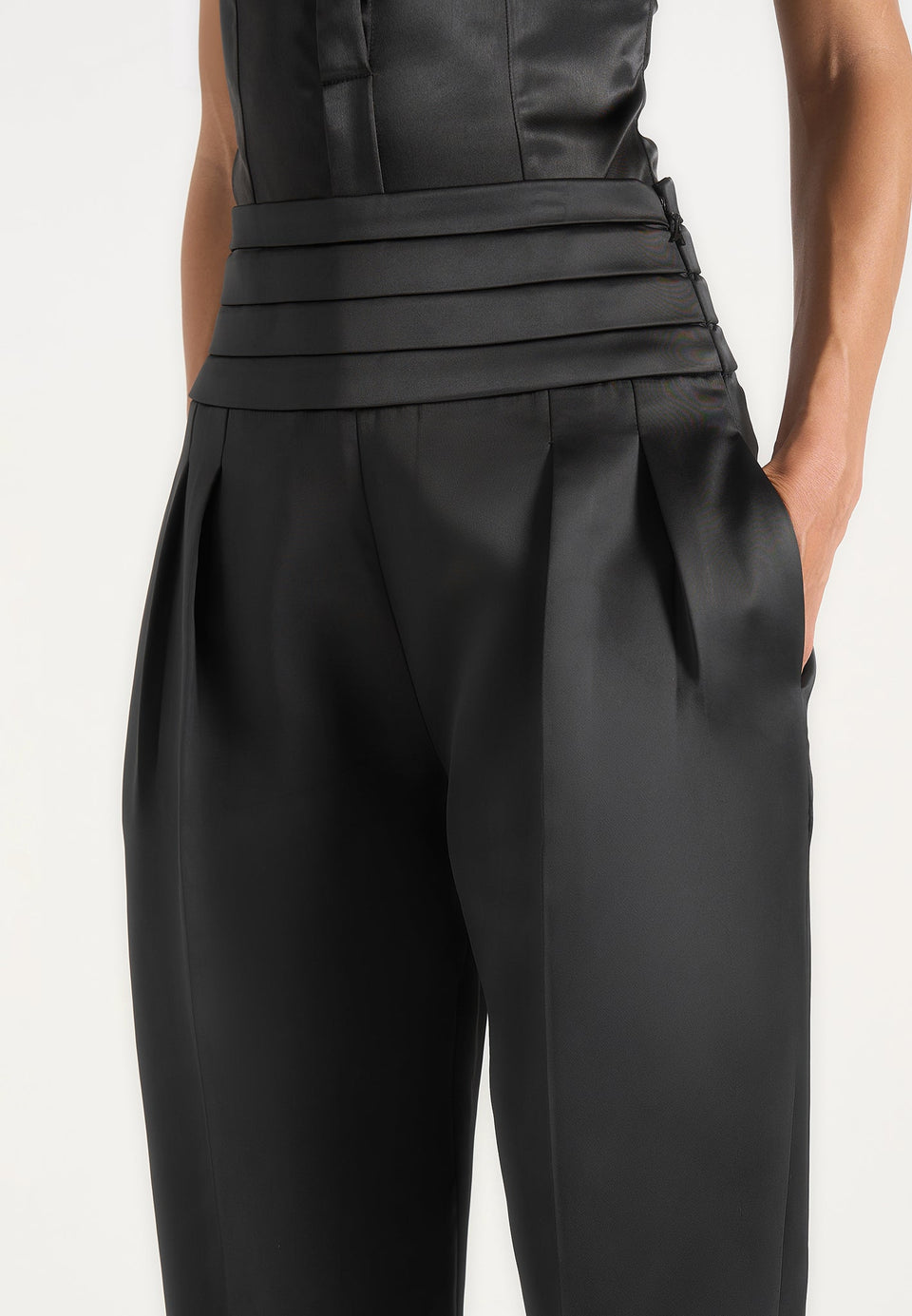Fallon - Pleated Waistband Straight Leg Pants - Black