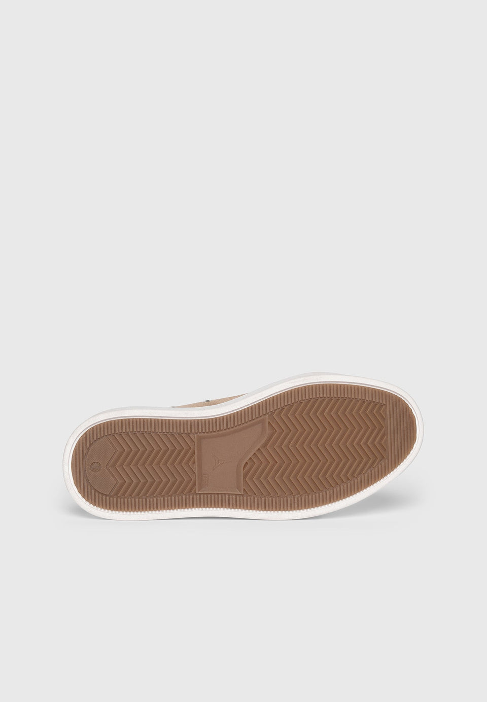 womens-vienna-suede-contrast-stitch-sneaker-beige