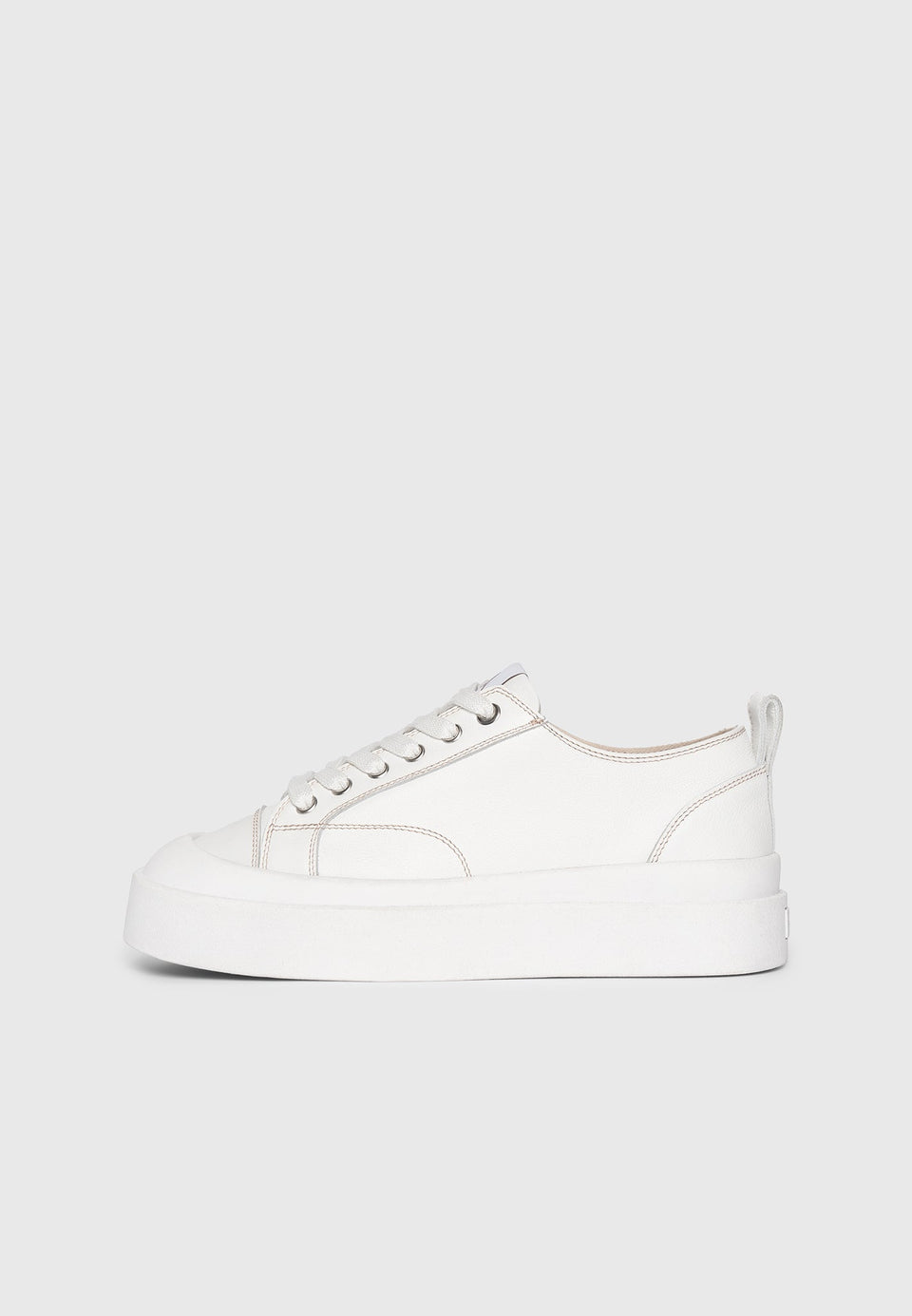 womens-vienna-leather-contrast-stitch-sneaker-white