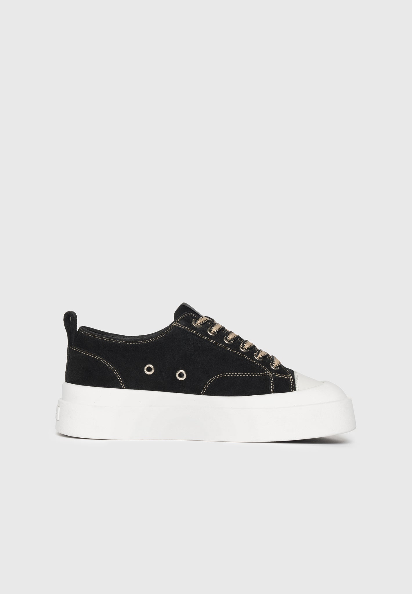 womens-vienna-suede-contrast-stitch-sneaker-black
