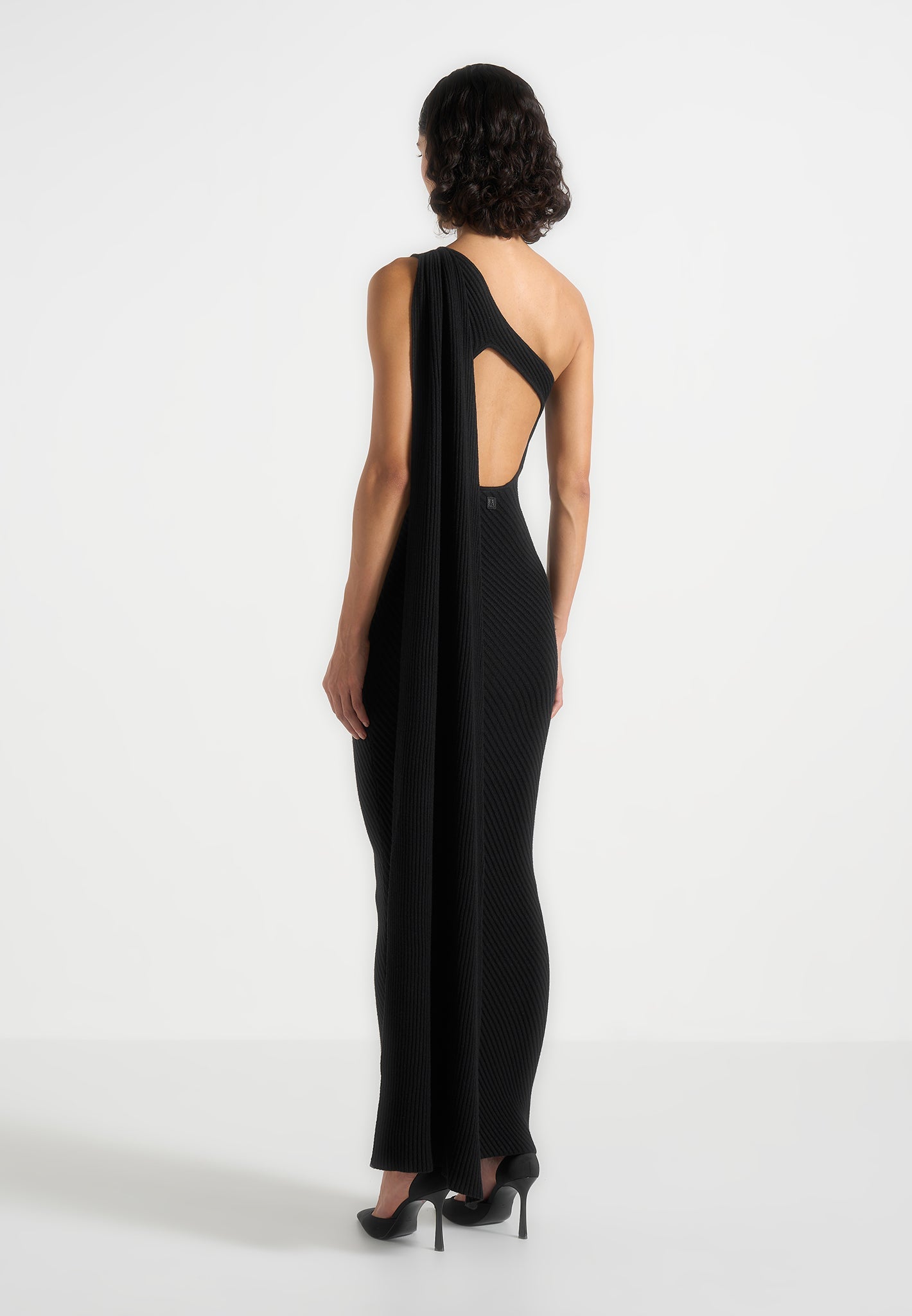 Women's Asymmetric Knit Maxi Dress With Scarf - Black - M - Laya