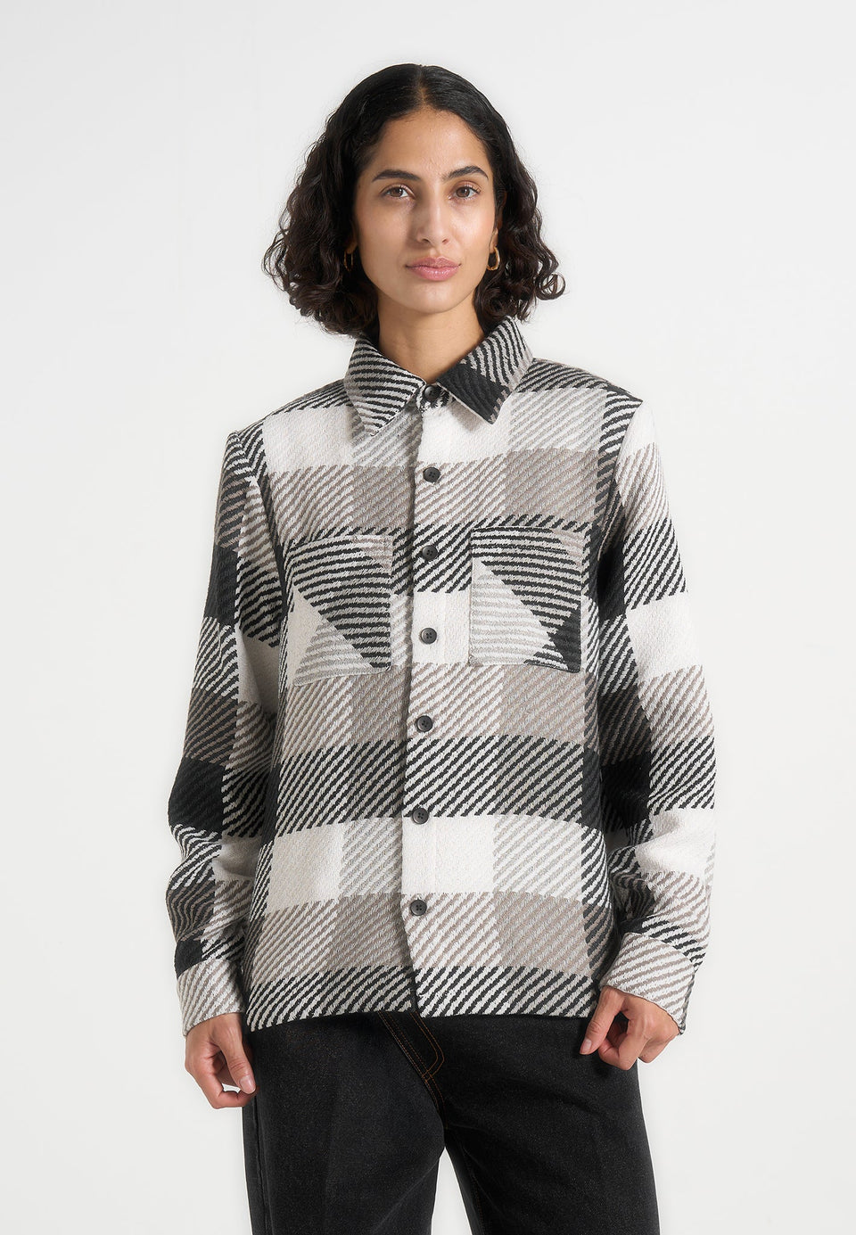 rune-unisex-check-overshirt-black