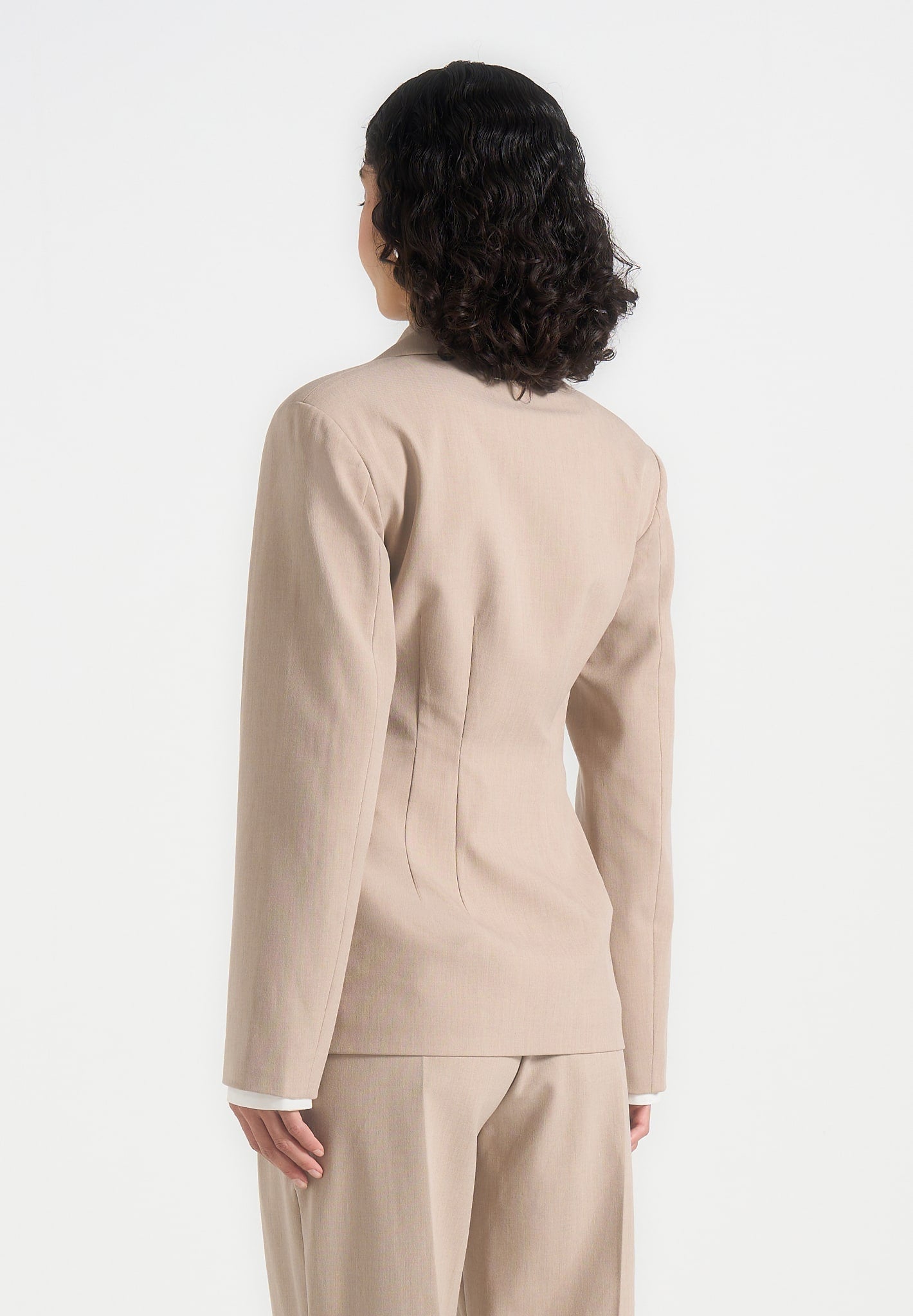 beatrice-tailored-cinched-blazer-beige
