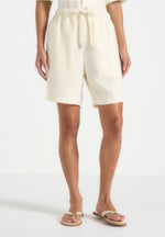 Ari - Unisex Textured Shorts - Cream