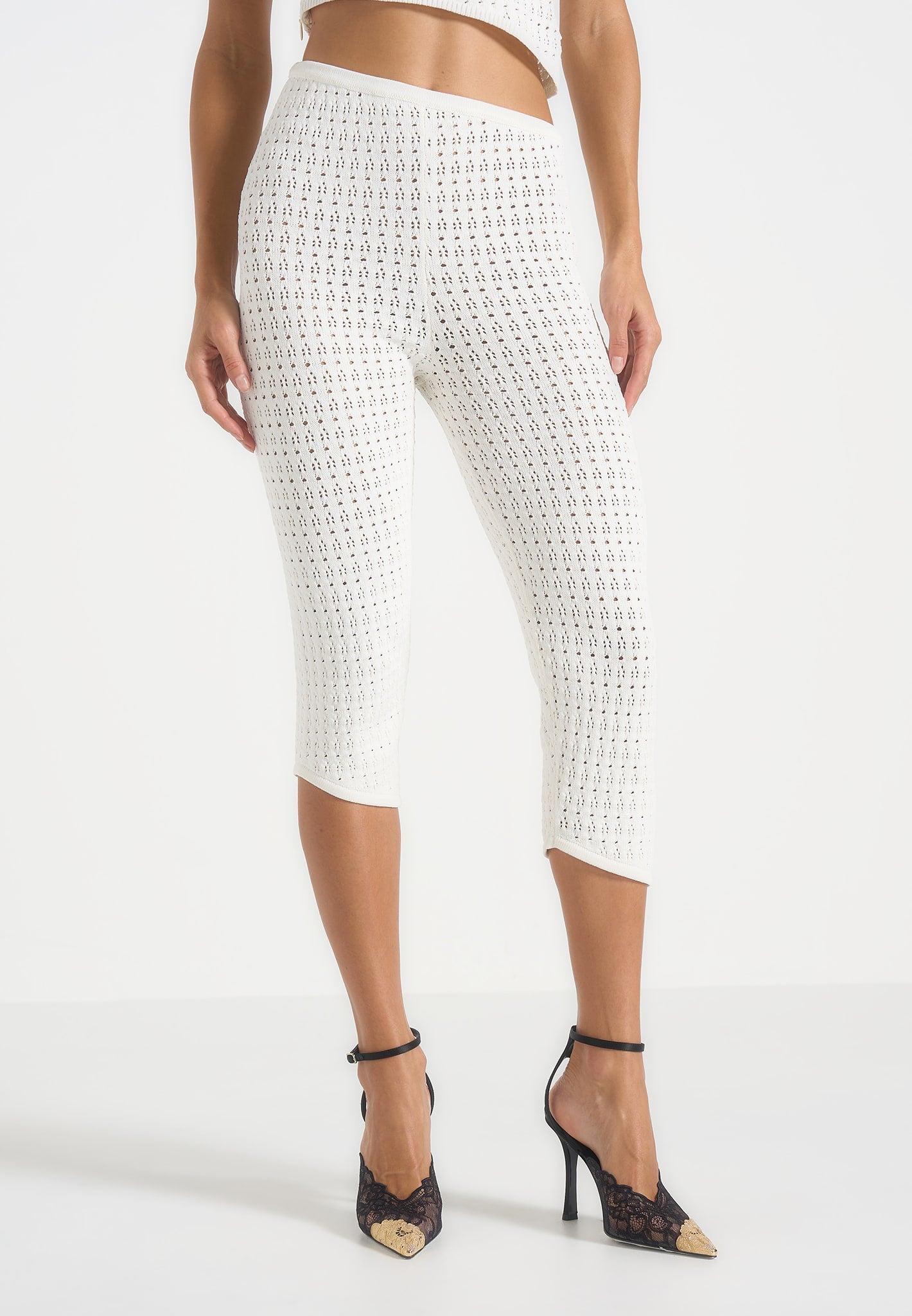 piper-pointelle-asymmetric-capri-leggings-cream