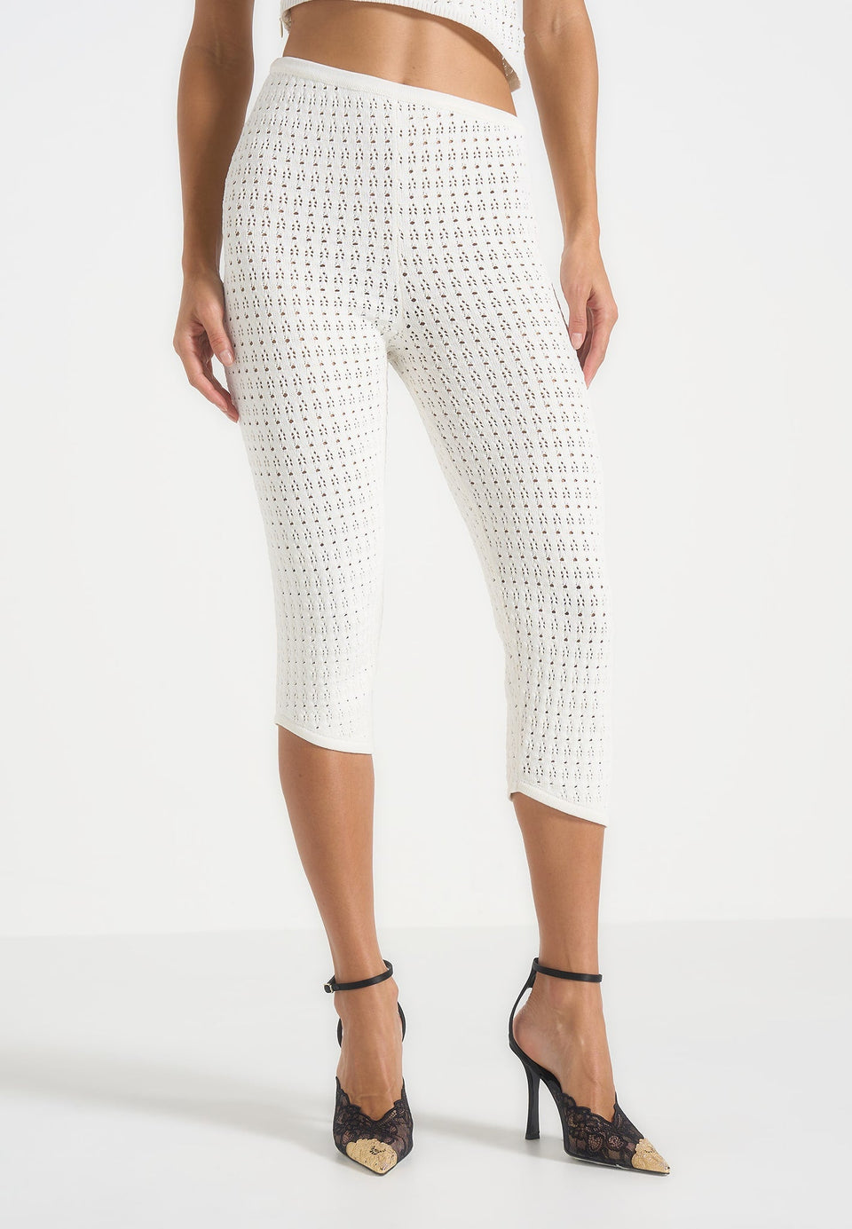 piper-pointelle-asymmetric-capri-leggings-cream