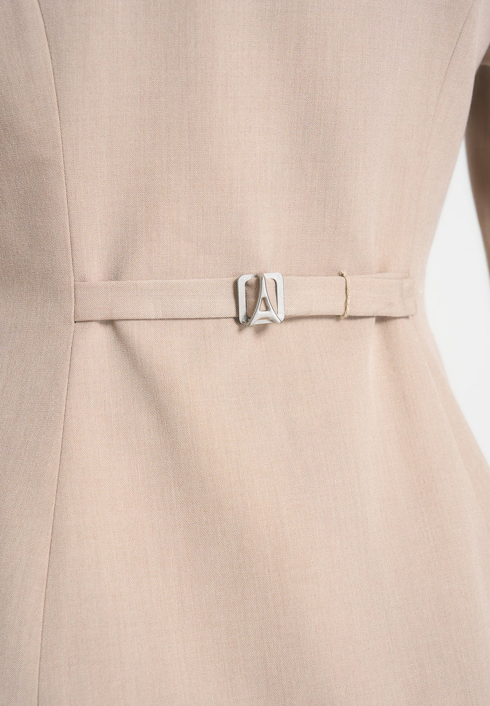 harper-tailored-cinch-blazer-with-detachable-collar-beige