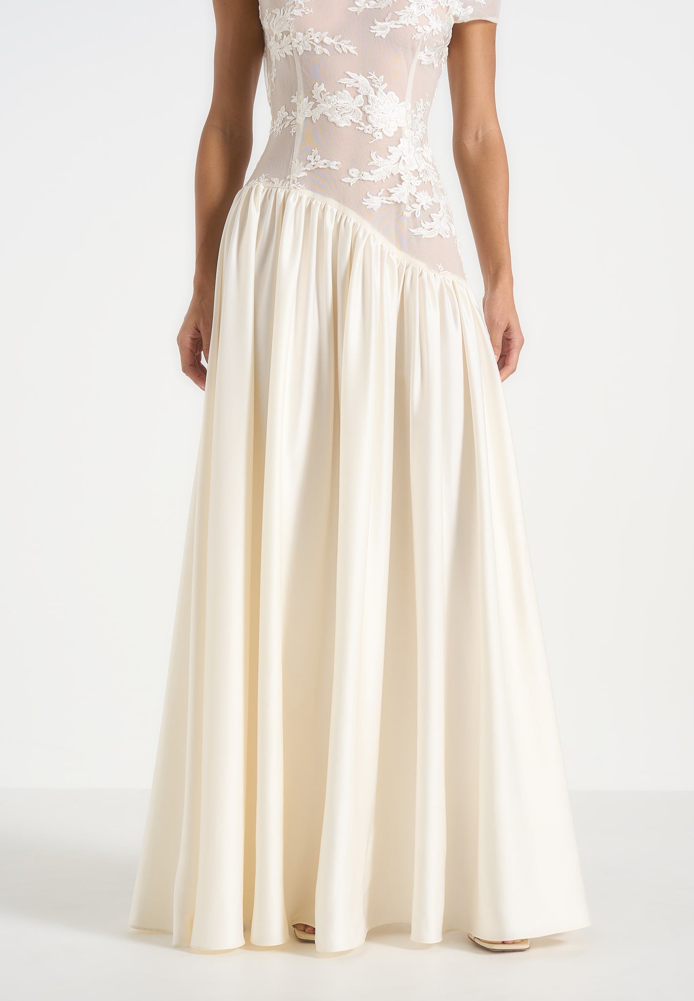 Alanna - Off Shoulder Fit and Flare Maxi Dress - Ivory