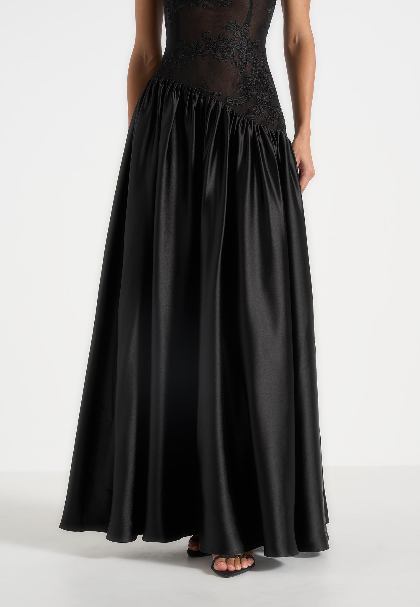 Alanna - Off Shoulder Fit and Flare Maxi Dress - Black | Manire De Voir USA Alanna - Off Shoulder Fit and Flare Maxi Dress - Black | Manire De Voir USA