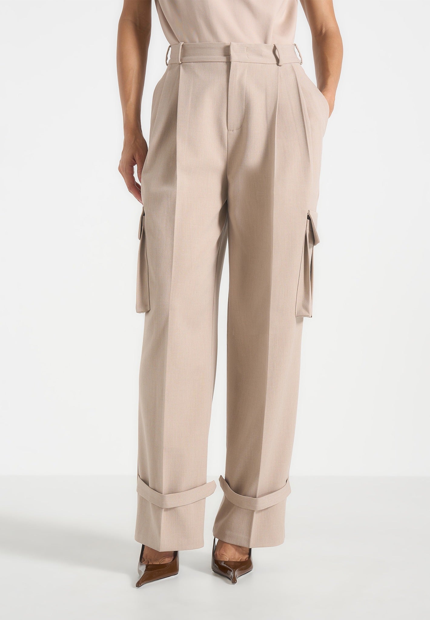 textured-tailored-pleated-cargo-trousers-taupe-1