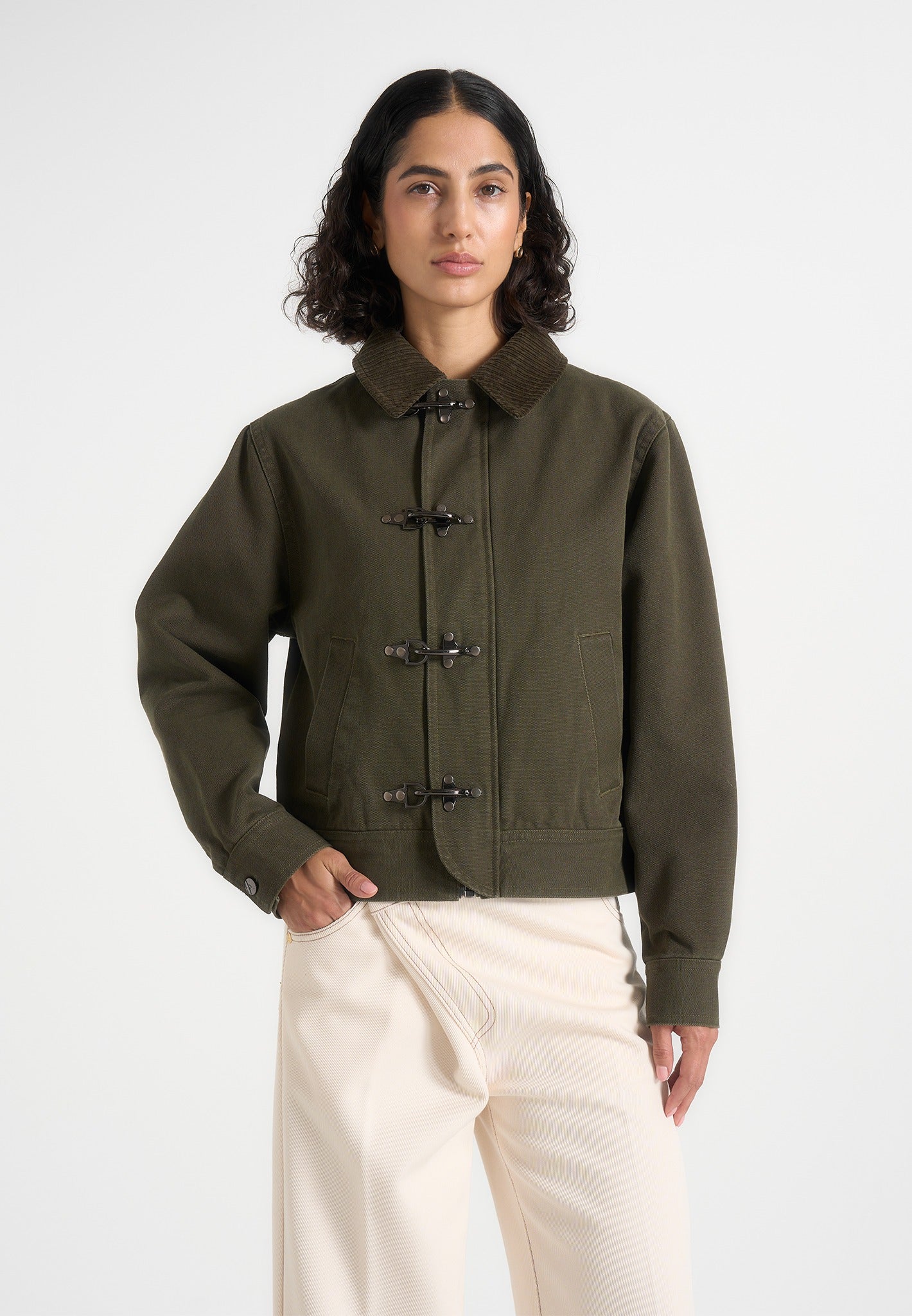 nino-clasp-detail-contrast-stitch-gabardine-jacket-olive