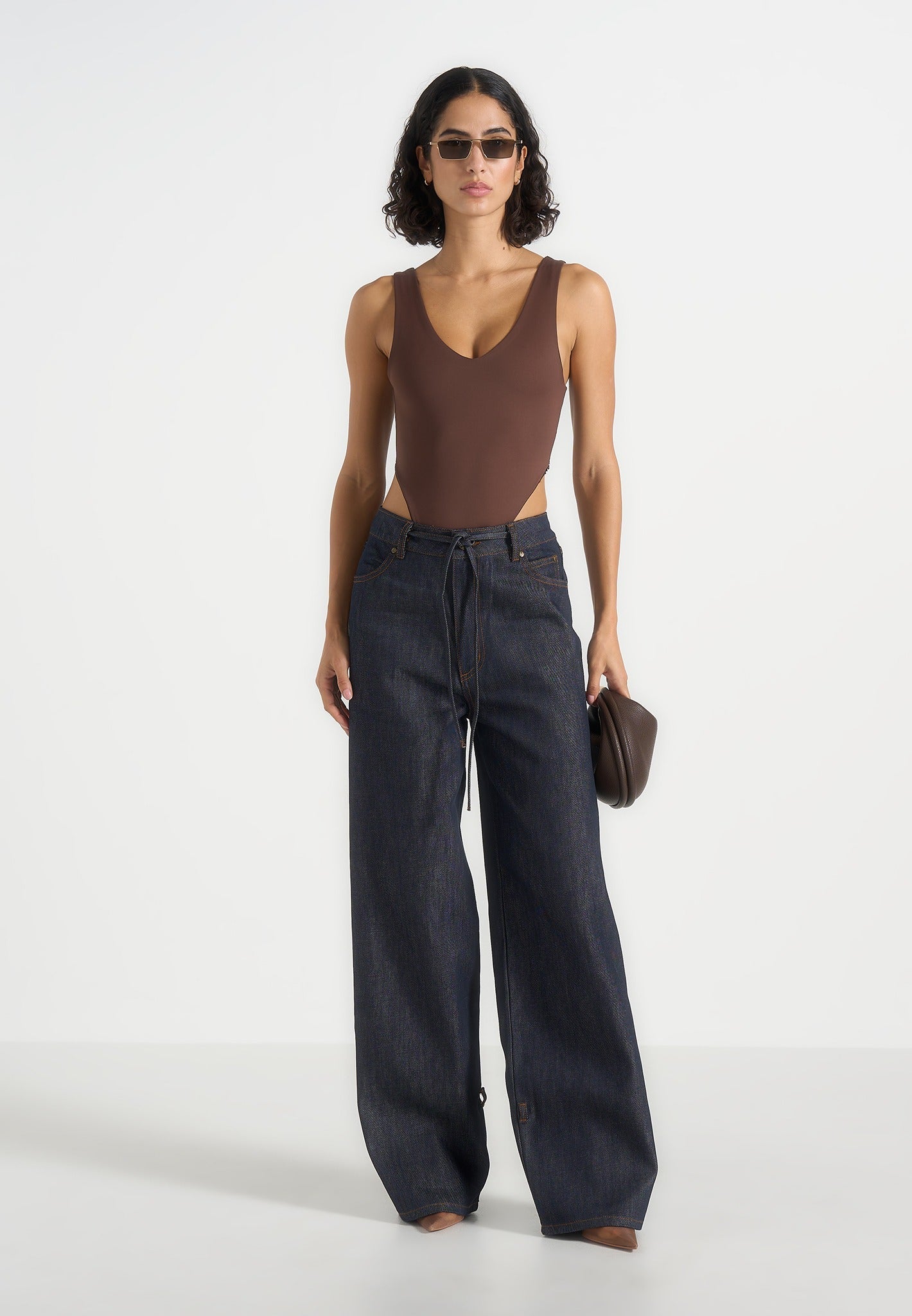faye-wide-mid-rise-jeans-with-tie-indigo