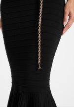 Fantine - Fluted Hem Ottoman Knit Midi Dress - Black