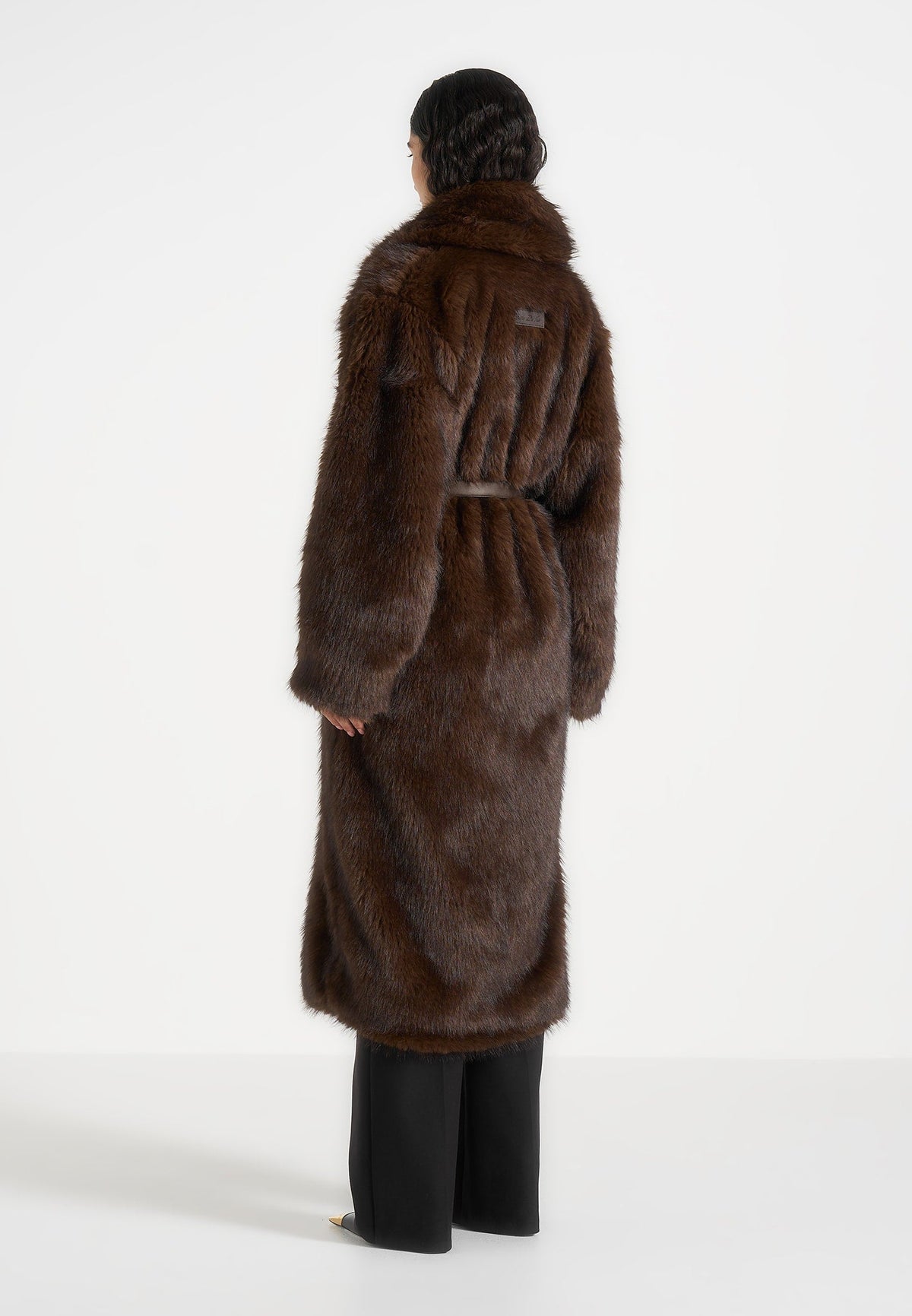Bria - Oversized Faux Fur Coat With Belt - Brown