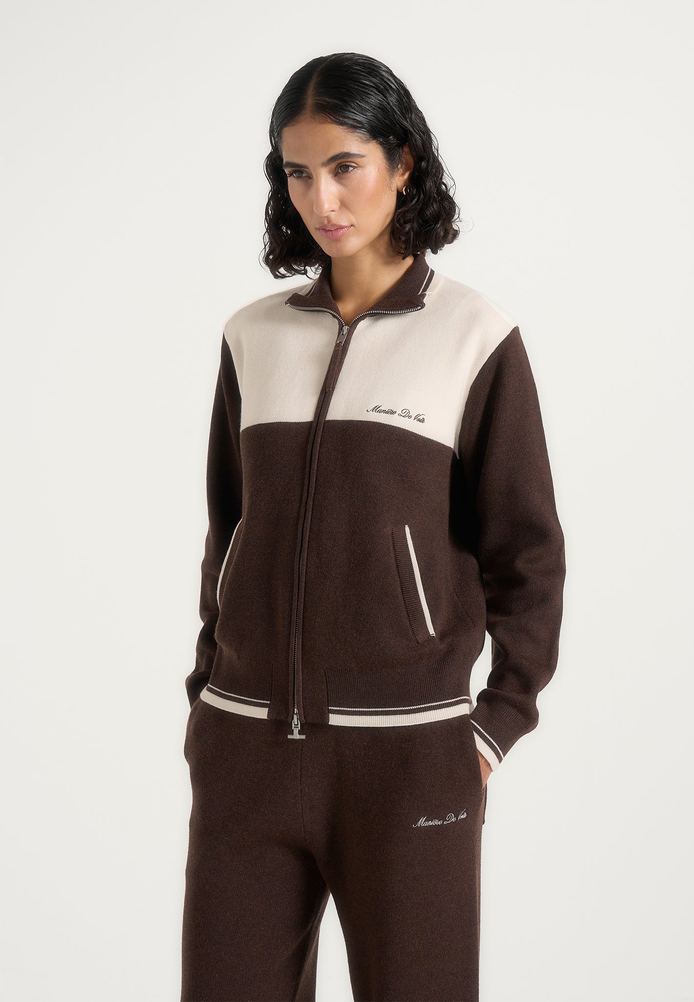 新品　BRIEFING CL SHAGGY LOGO KNIT BLOUSON Mathieu - Color Block Signature Knit Jacket - Brown / Cream