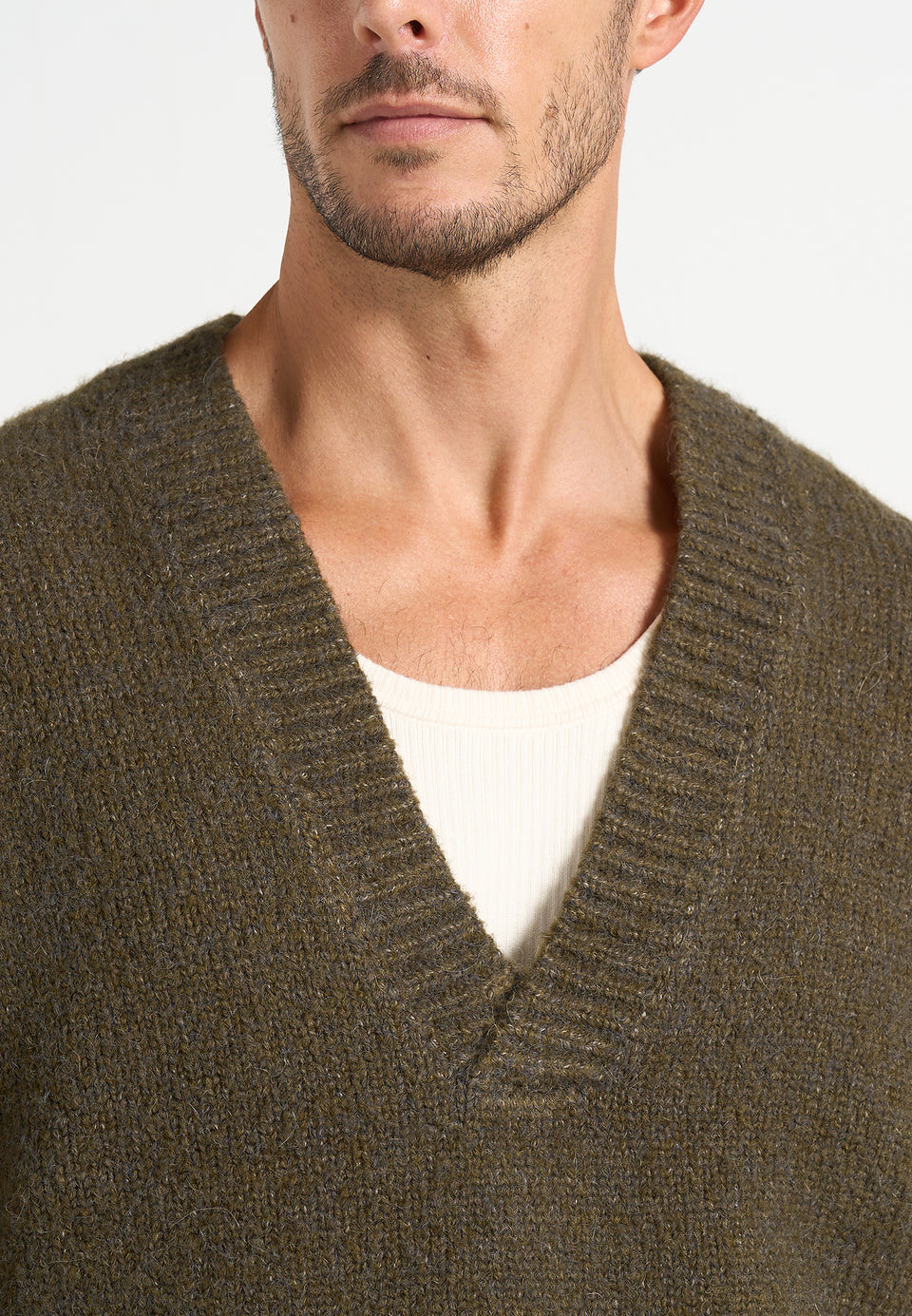 Chad - V-Neck Knit Jumper - Olive