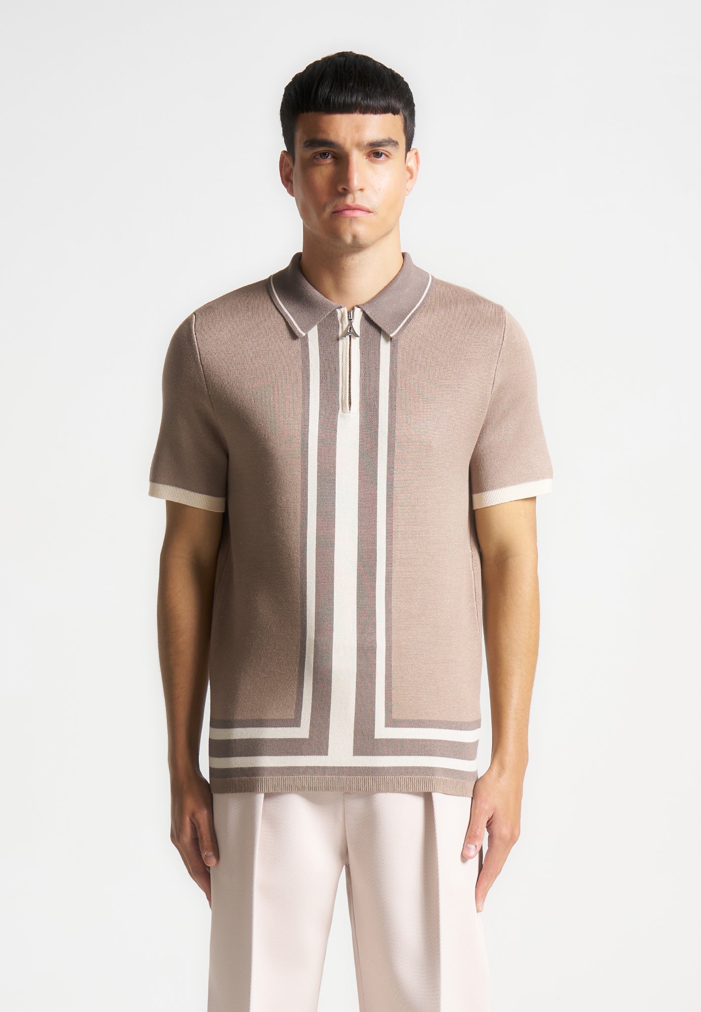 Contrast Border Knit Zip Polo Shirt - Taupe | Manière De Voir USA