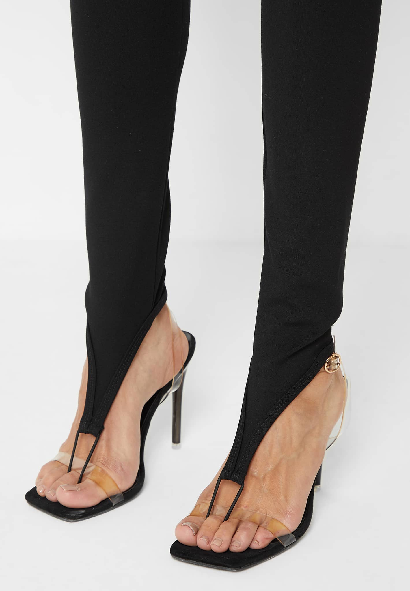 cut-out-o-ring-leggings-black