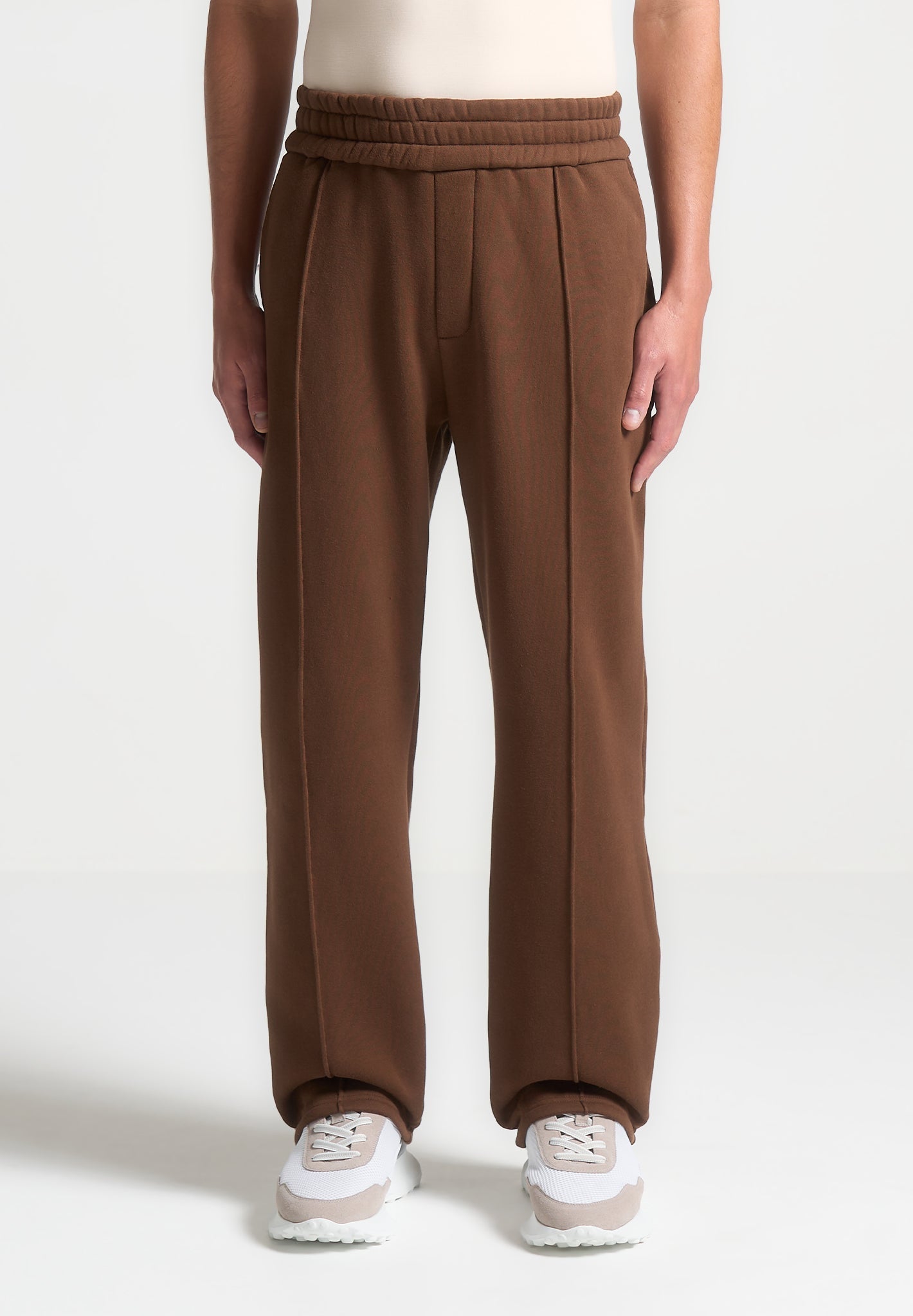 eternel-420gsm-pintuck-joggers-brown