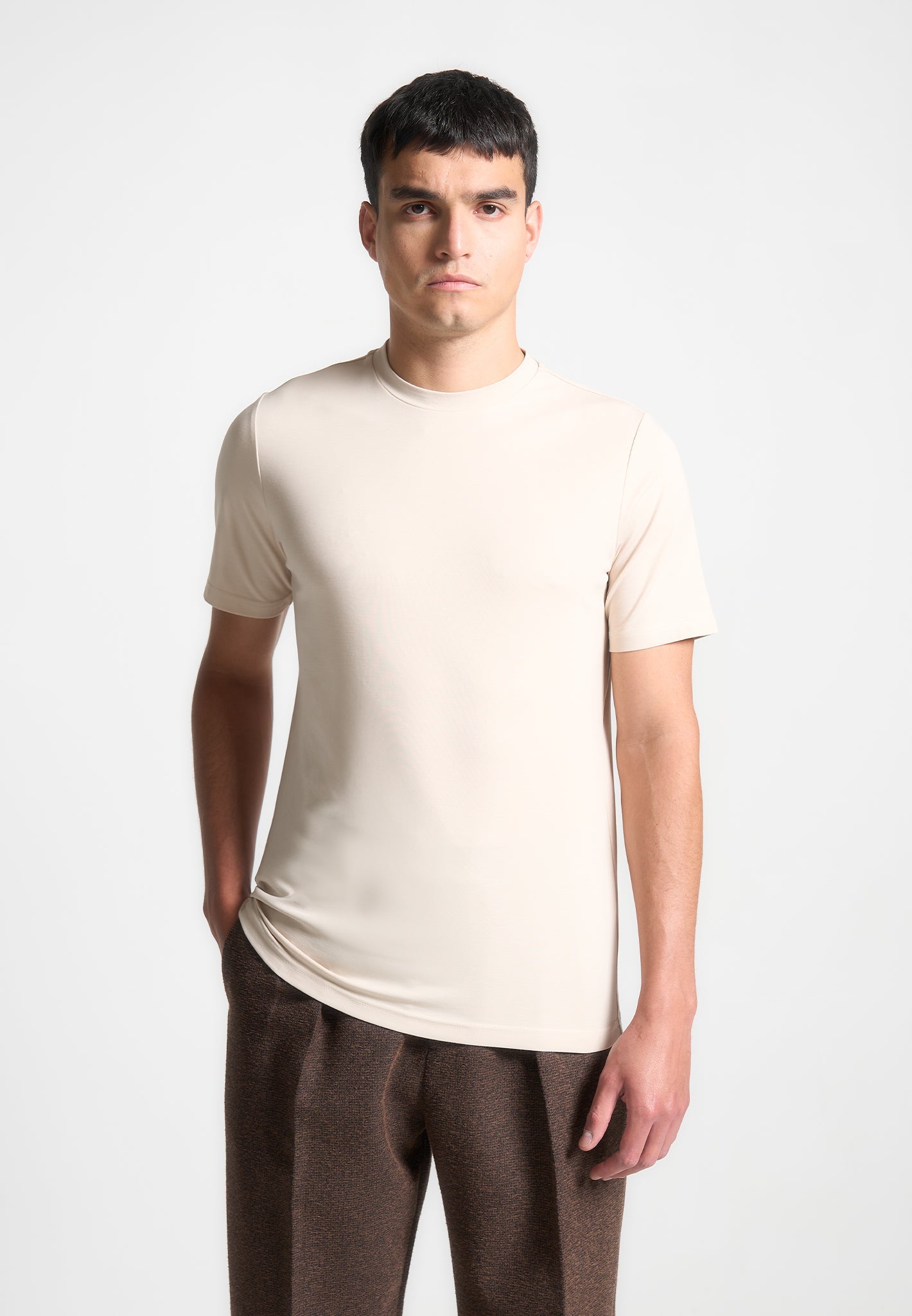 eternel-fitted-luxe-t-shirt-cream