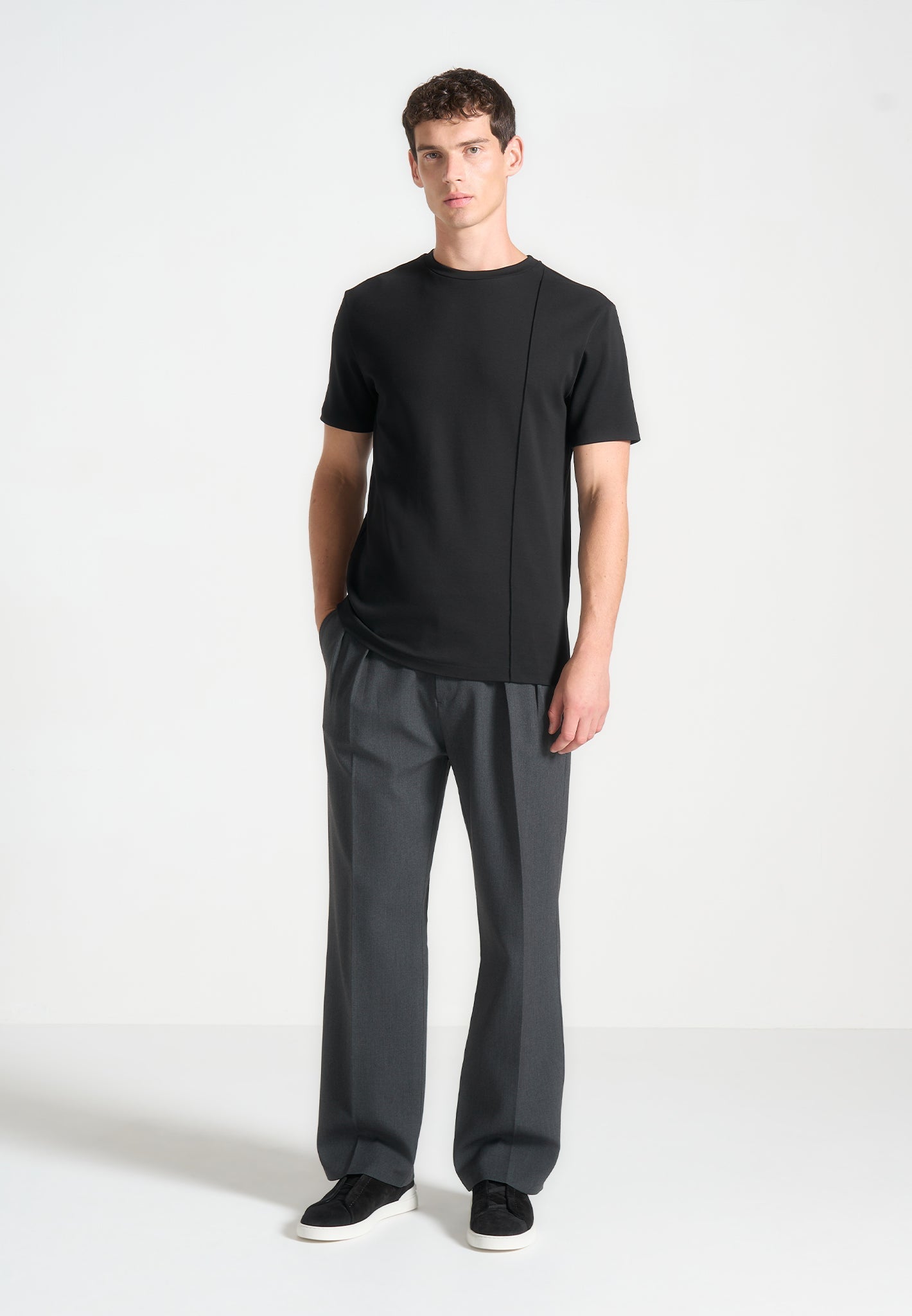 ts002-regular-fit-cotton-t-shirt-with-pintuck-black