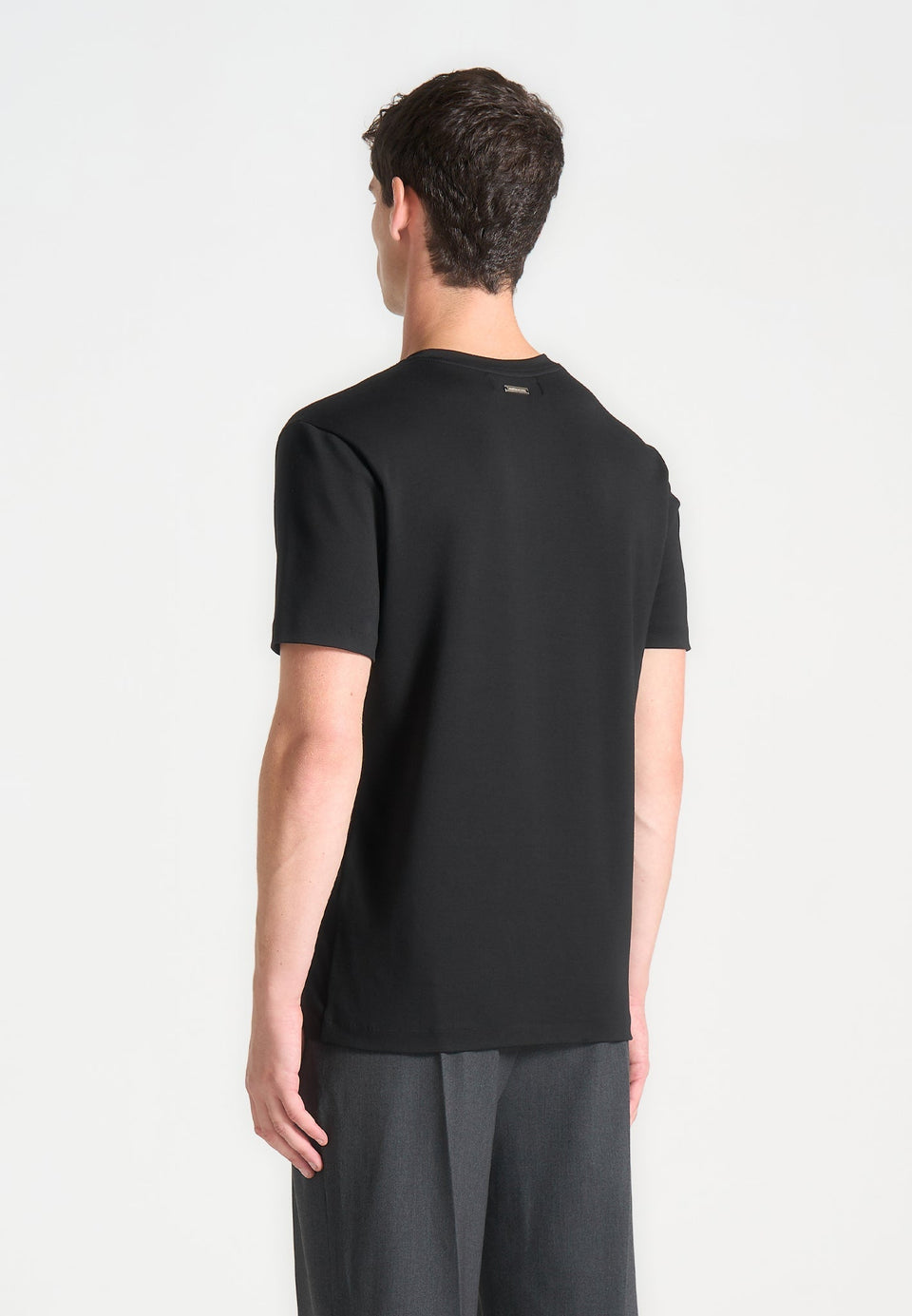 ts002-regular-fit-cotton-t-shirt-with-pintuck-black