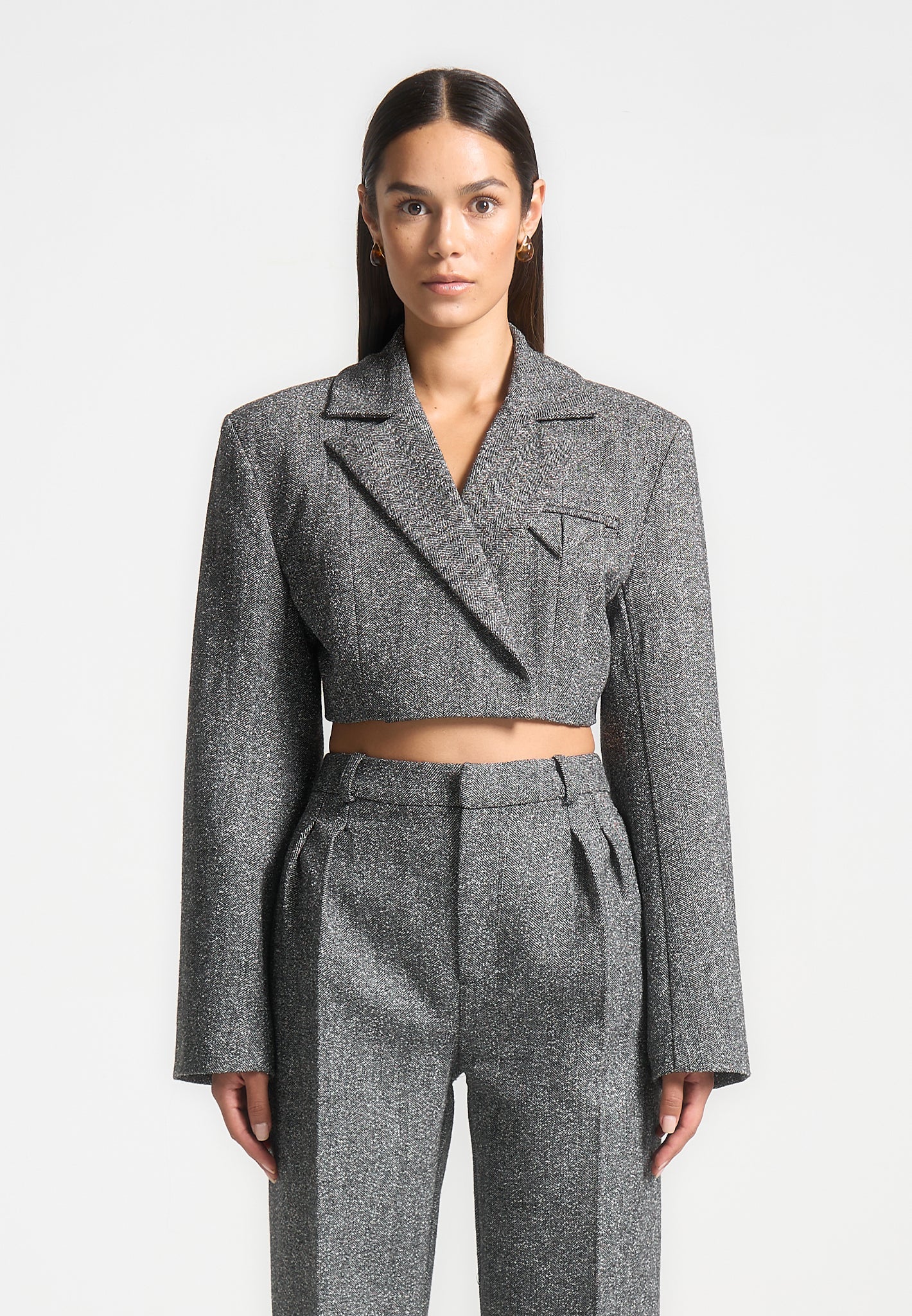 herringbone-wide-shoulder-cropped-blazer-grey