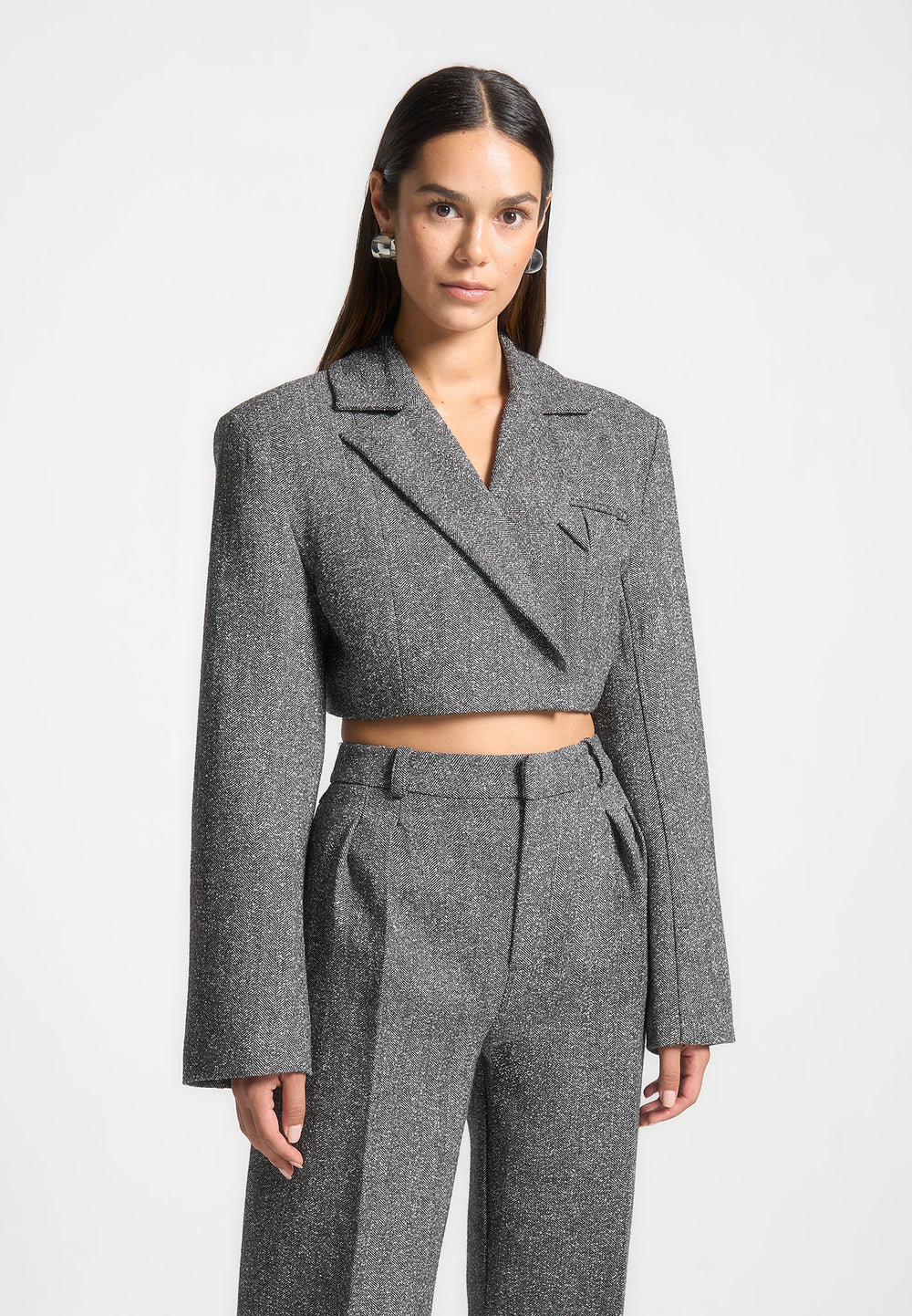 herringbone-wide-shoulder-cropped-blazer-grey