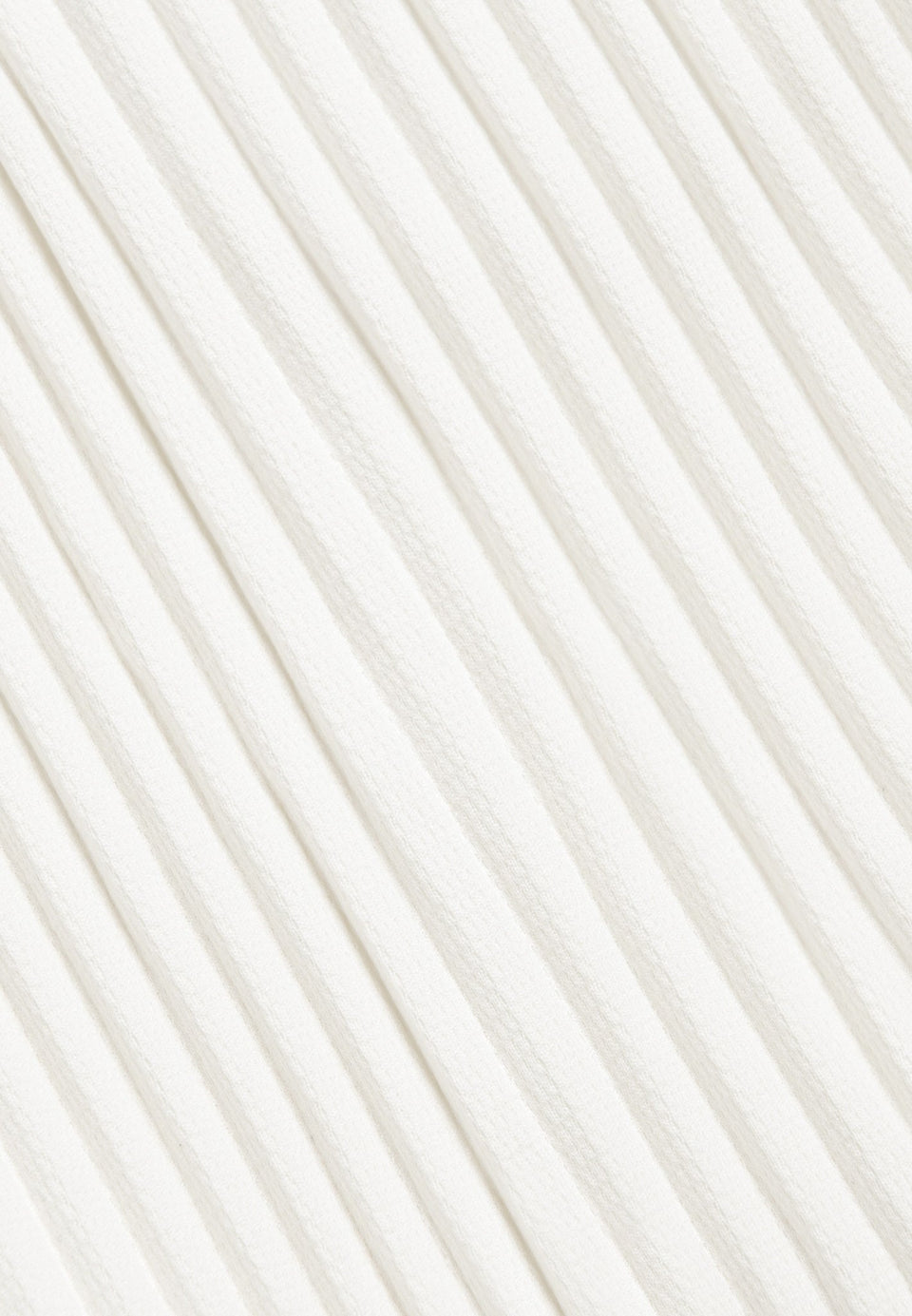 pleated-shorts-off-white