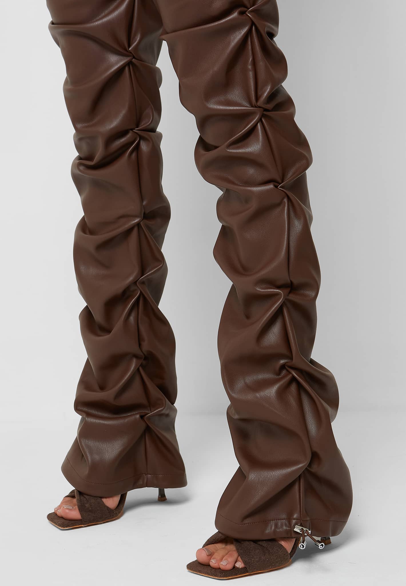 Ceder Brown Elastic Waist Trousers | Brown Cotton Pants | Uathayam