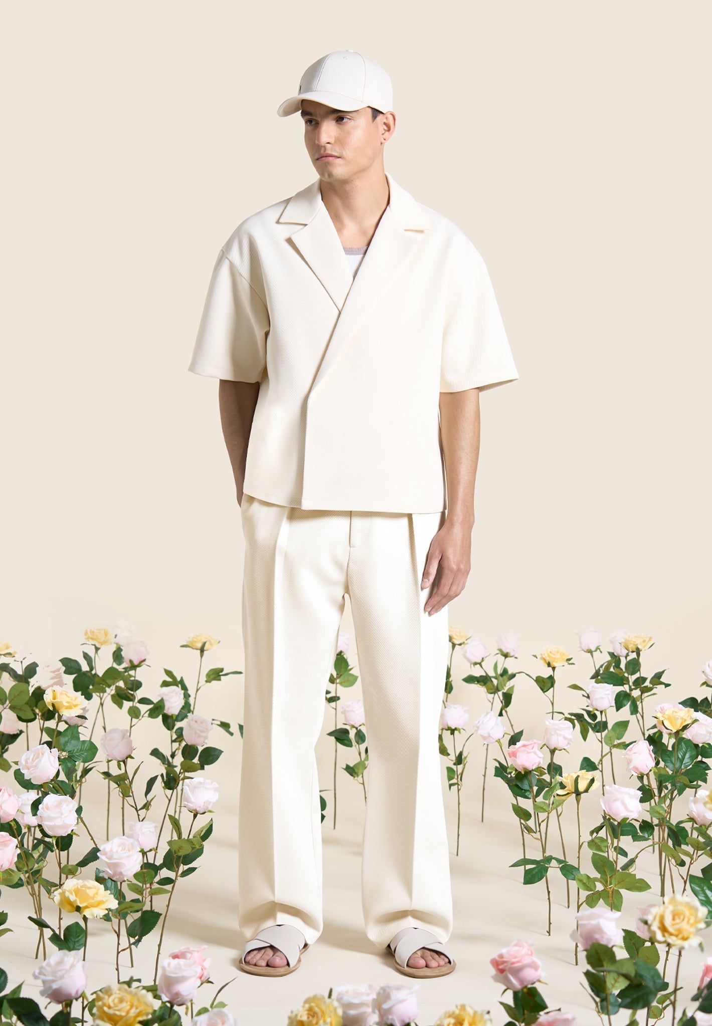 relaxed-fit-twill-pleated-tailored-trousers-cream
