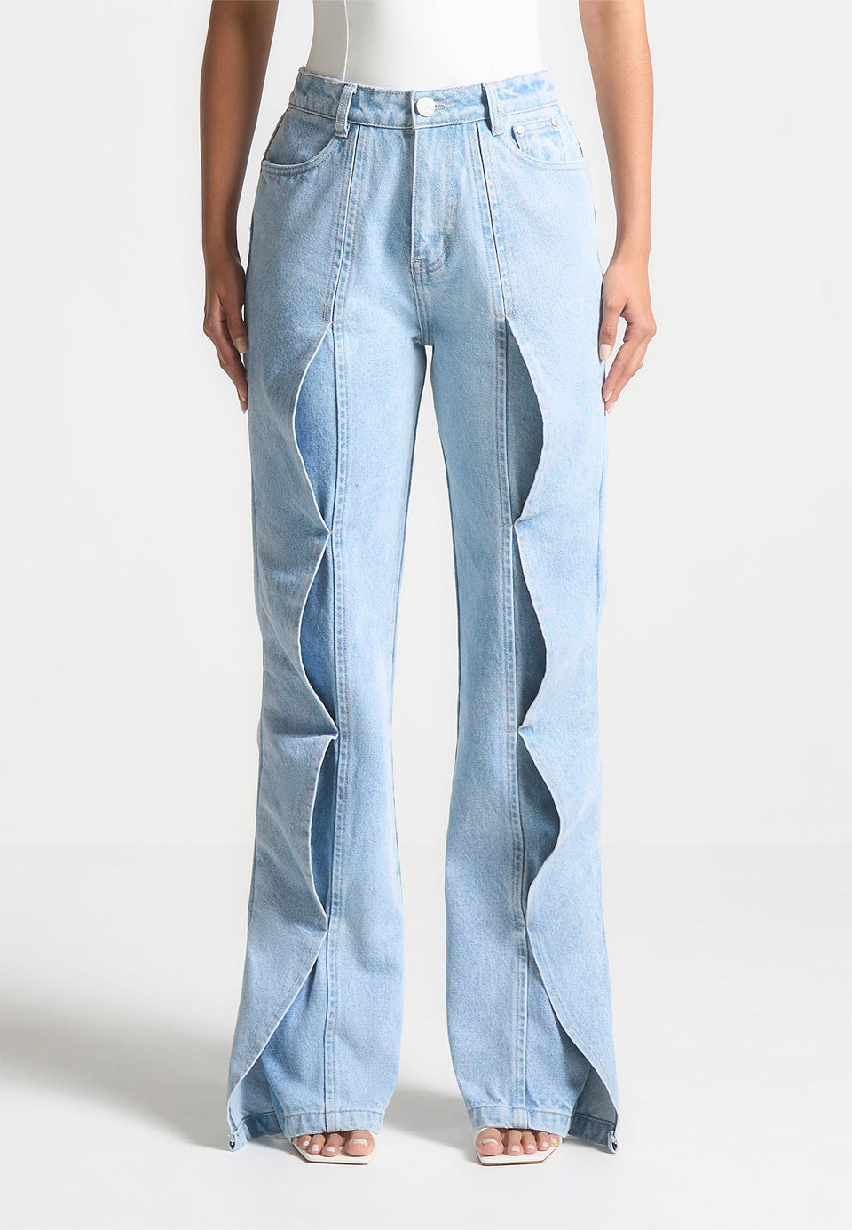 mae-wave-detail-straight-leg-jeans-light-blue